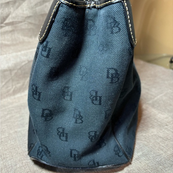 Dooney & Bourke Vintage Black Monogram Large Canvas Purse Shoulder Bag #K8918219 - Picture 4 of 13